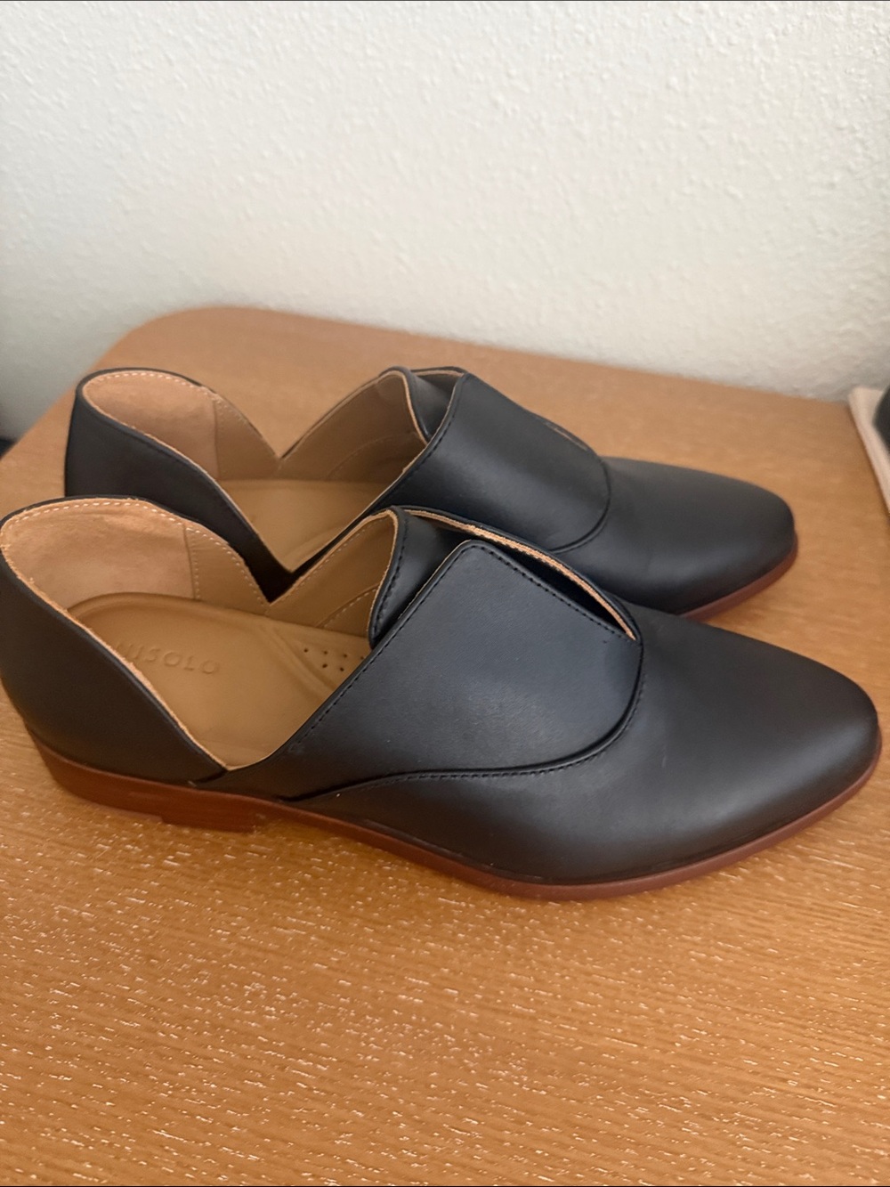 Nisolo Black Slip-On Leather Loafers with Tan Sole Edge NWOB